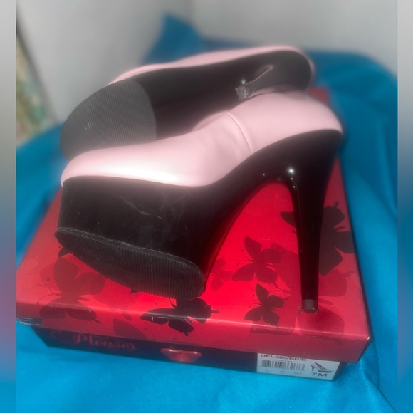 Pleasers shoes - Picture 4 of 4